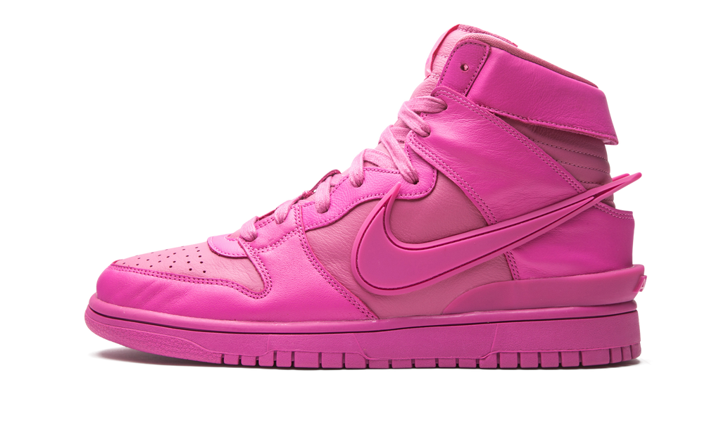Nike Dunk High Ambush Fuchsia Activo